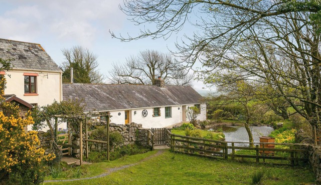 1 bedroom accommodation in Llangennith, near Swansea