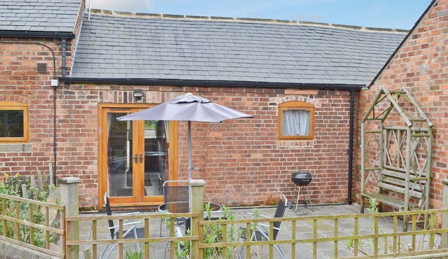 1 bedroom accommodation in Stretton, near Alfreton