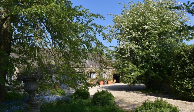 1 bedroom accommodation in Grafton, Bampton