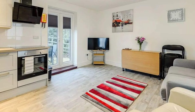 1 bedroom accommodation in Midville, near Boston