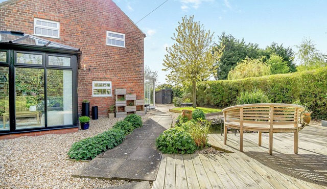 1 bedroom accommodation in Stickford, near Spilsby