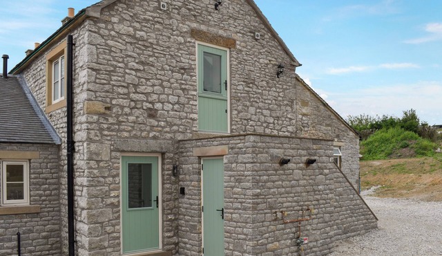 1 bedroom accommodation in Earl Sterndale, near Buxton