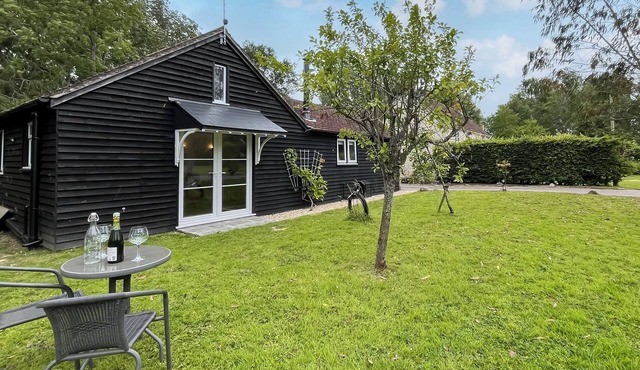 1 bedroom accommodation in Silton, Near Gillingham