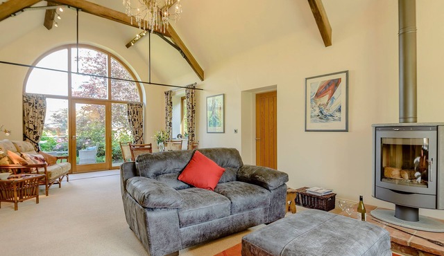 1 bedroom accommodation in Rufford, near Newark