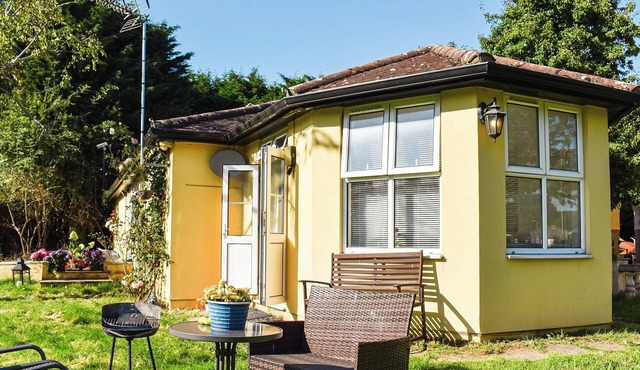 1 bedroom accommodation in Roydon