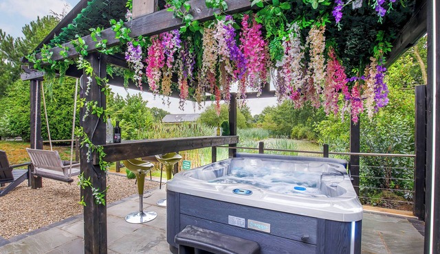 1 bedroom accommodation in South Duffield, Nr York