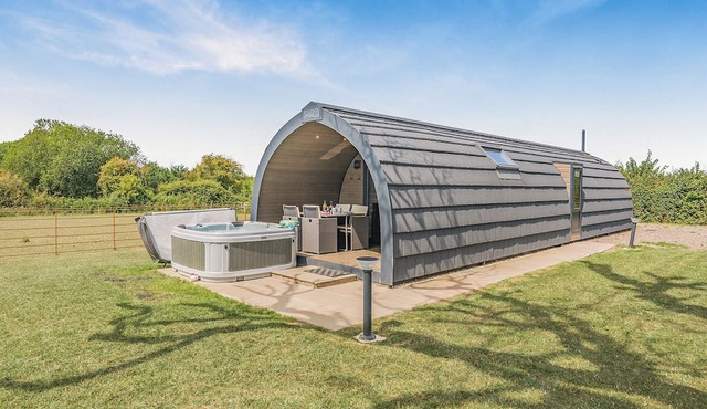 1 bedroom accommodation in Yeovil