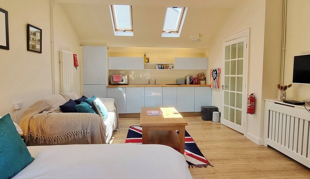1 bedroom accommodation in Carlingcott, near Bath