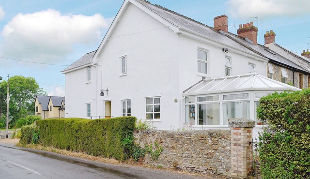 1 bedroom accommodation in Tatworth, near Chard