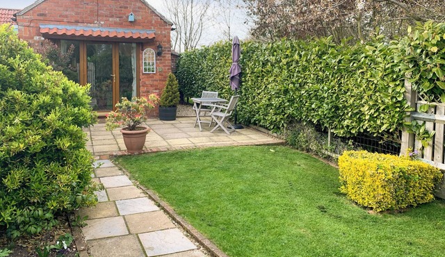 1 bedroom accommodation in Saltfleetby, near Louth