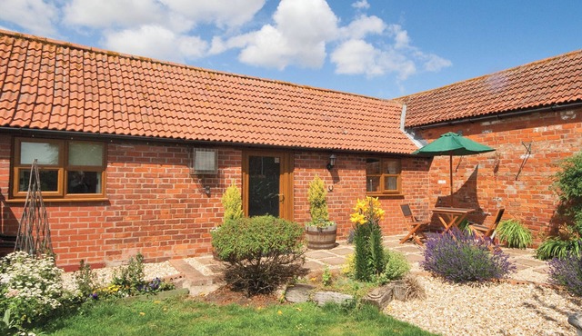 1 bedroom accommodation in Saltfleetby, near Louth