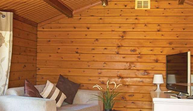 1 bedroom accommodation in Caerwys, Flintshire