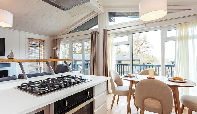 1 bedroom accommodation in Wootton Bridge, Nr Cowes