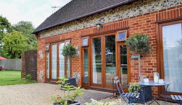 1 bedroom accommodation in Martin, Fordingbridge