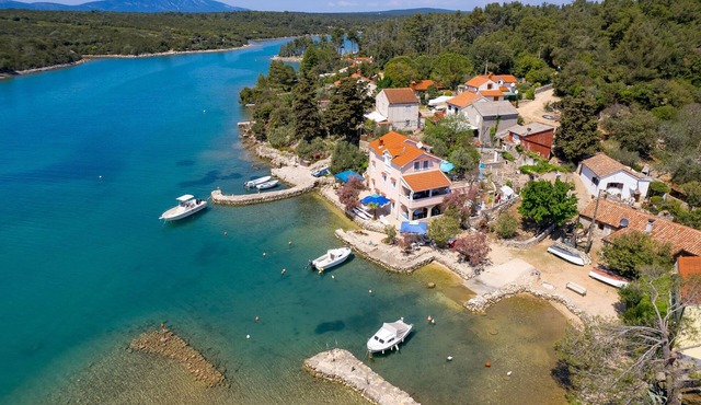 1 bedroom amazing apartment in Punta Kriza