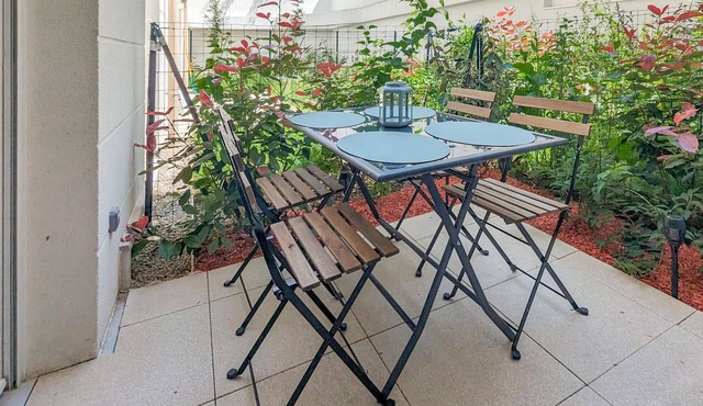 1 bedroom amazing apartment in Gagny