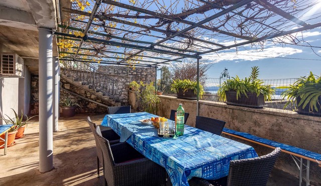 1 bedroom amazing home in Grmani, Smrika