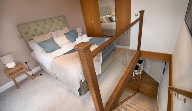 1-Bedroom Apartment by the sea