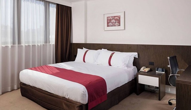 1 Bedroom Apartment @ hotel CBD Townsville