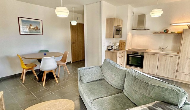 1-Bedroom Apartment, 2 Guests, La Guérinière, Balcony, Parking