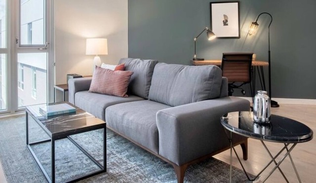 1 Bedroom Apartment L-466396 by Houzlet