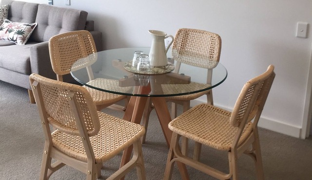 1 bedroom apartment - 1 minute from the water