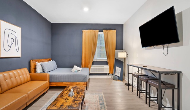 1 Bedroom Apartment at Oak + Fountain - #9