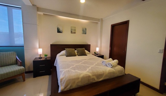 1 bedroom apartment by the beach