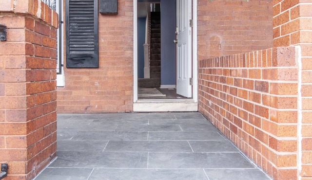 1-bedroom apartment just 8 minutes drive to Oriole Park at Camden Yards