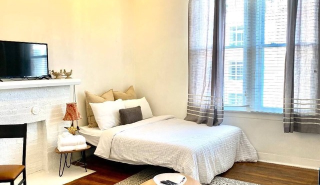 1-bedroom apartment just 16 minutes walk to Nationwide Arena