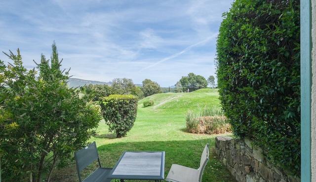 1 BEDROOM APARTMENT WITH GOLF VIEW (N°2)