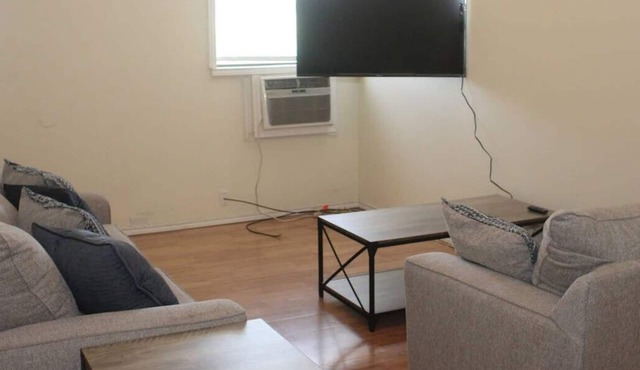 1 bedroom apartment within sight of Fort Sill