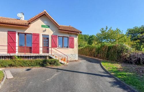 1 Bedroom Awesome Home In Nanteuil-En-Vallée