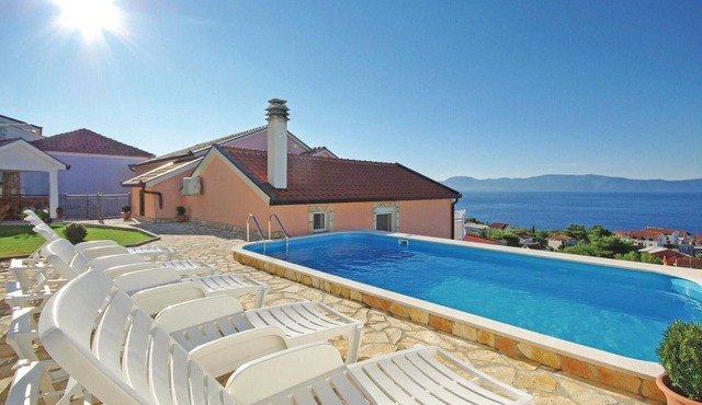1 bedroom awesome apartment in Podaca