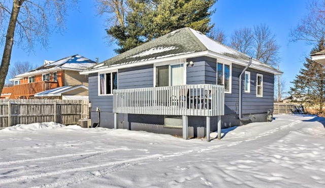 1-Bedroom Beach House on Snowmobile Trail!