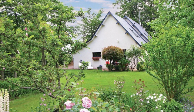 1 bedroom beautiful home in Ectot L'Auber