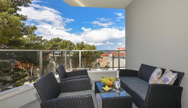 1 bedroom beautiful apartment in Makarska