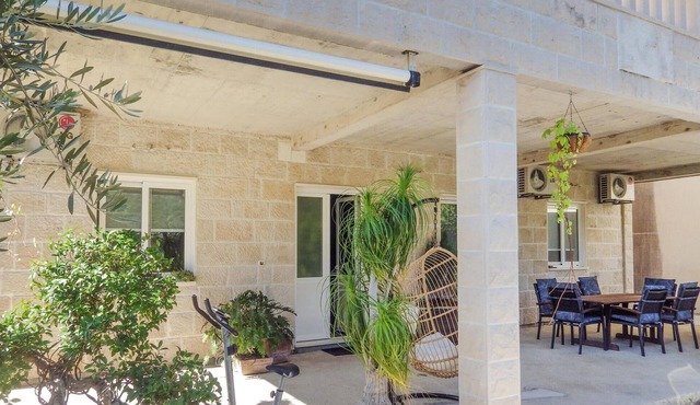 1 bedroom beautiful apartment in Cavtat