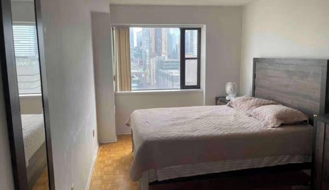 1 Bedroom Close to TMU and Eaton Center