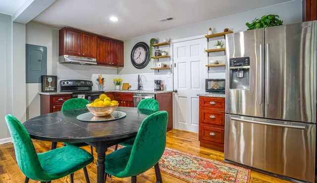 1 Bedroom Condo / Apartment near Ditto Landing close to Huntsville City downtown