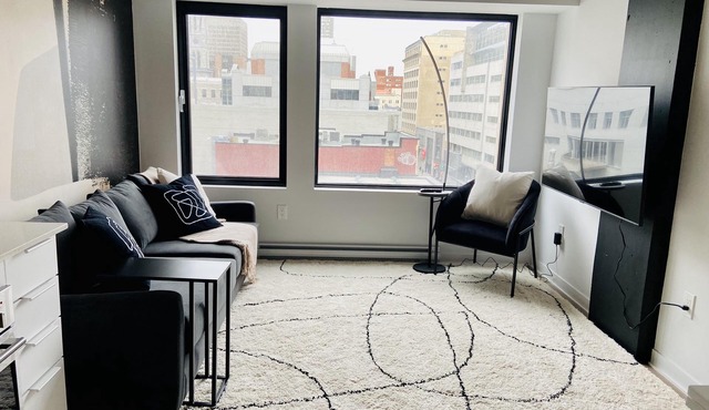 1-bedroom condo apartment in the Quartier des Spectacles