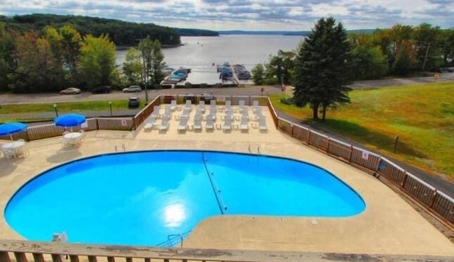 1-Bedroom Condo near Lake Wallenpaupack