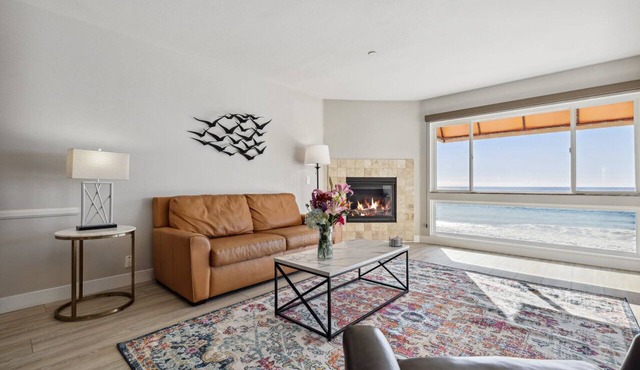 1 Bedroom Condo on the Sand!