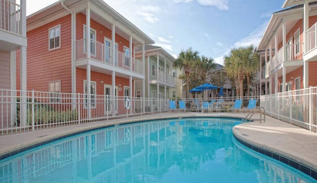 1 Bedroom Condo, Sleeps 6, at Miramar Beach, Beach Street Cottages Resort!