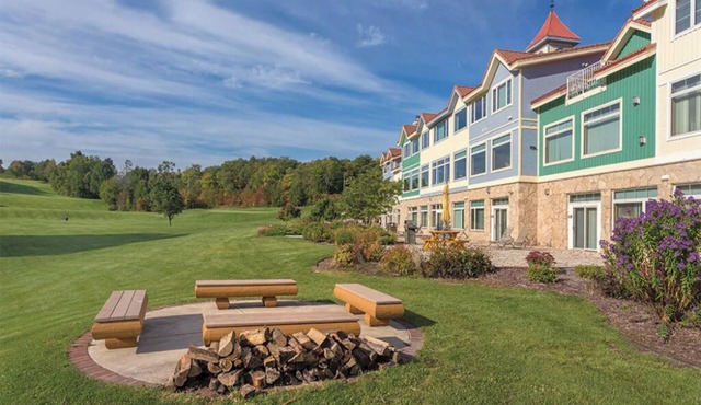 1 Bedroom Condo w/Kitchen at Little Sweden Resort, Door County!