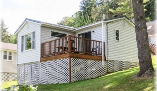 1 bedroom Cottage with unobstructed views of Otsego Lake
