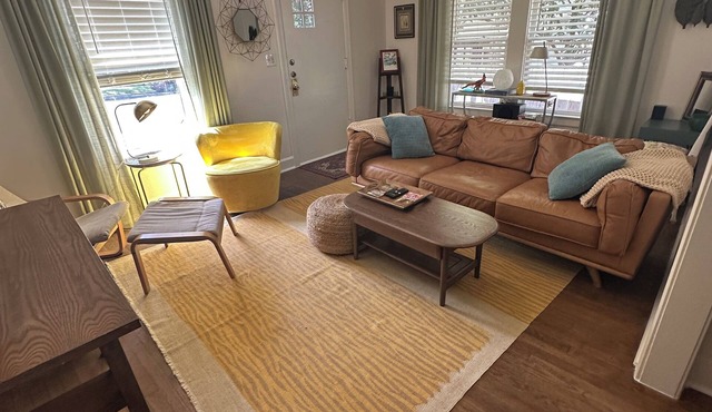 1-bedroom Duplex in Quiet Austin Neighborhood near Town Lake and South Congress.