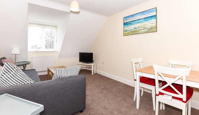 1 Bedroom Executive Flat to Rent