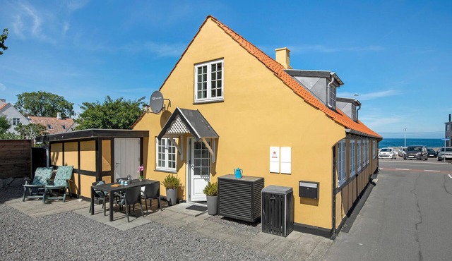 1 bedroom gorgeous apartment in Svaneke