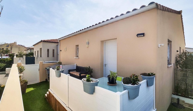 1 bedroom gorgeous home in Capestang